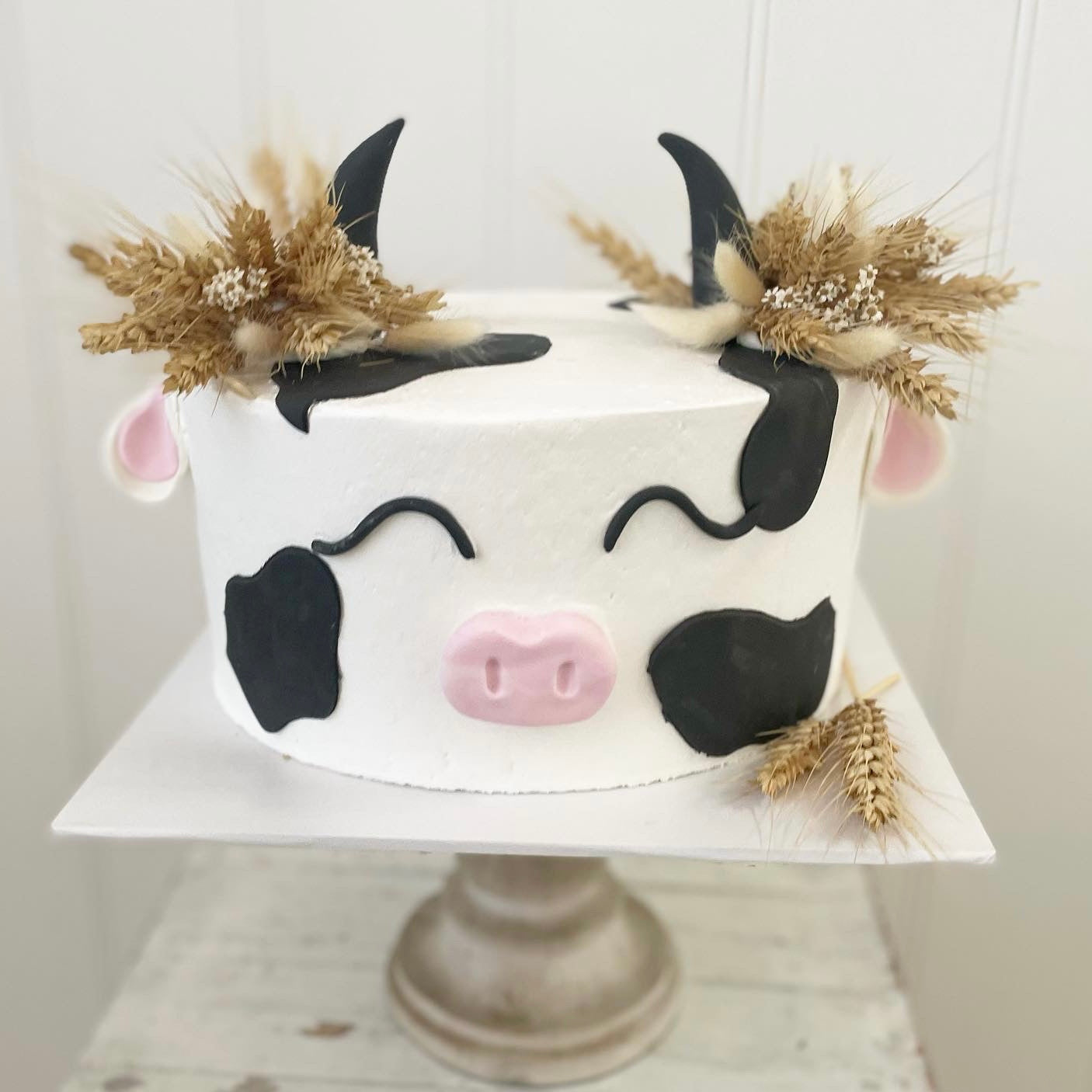 Cow Farm Theme Cake