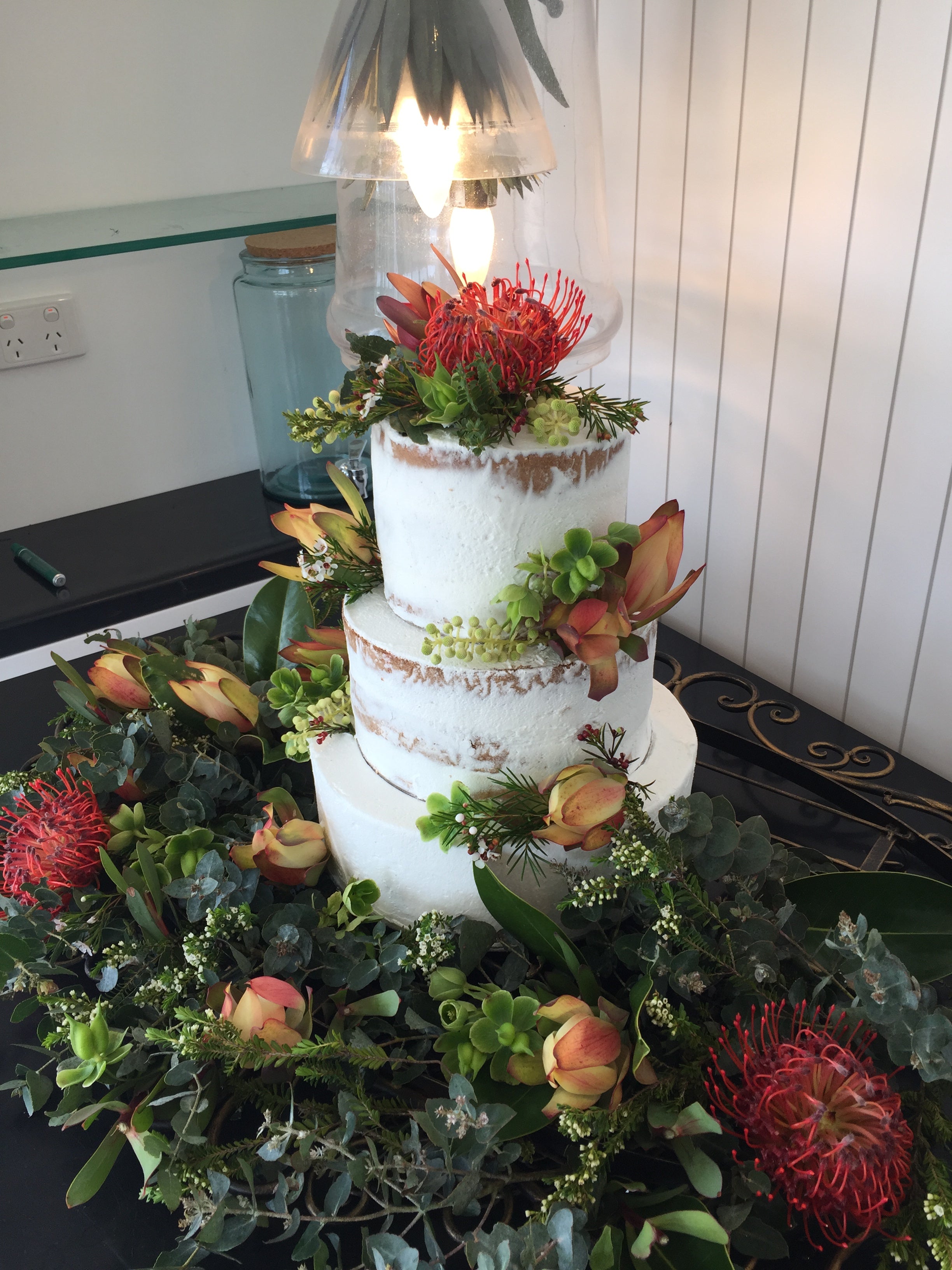 Cake Stand Flower Holder Floating Cake Riser for Wedding Bridals  Engagements | eBay